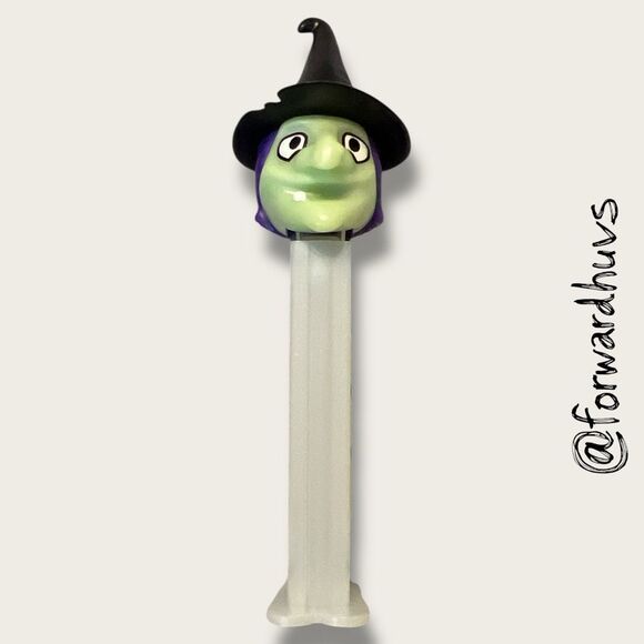 Bundle Sale 3 for $15 | Vintage Halloween Witch PEZ Dispenser - Picture 1 of 8